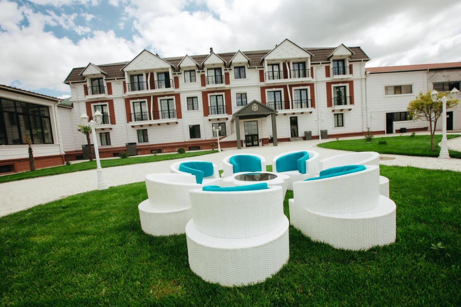 Castle Resort Spa Hotel Ismayilli Exterior photo